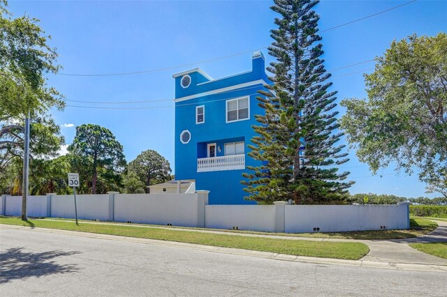 228 Shore Dr, Tarpon Springs, FL 34689 - photo 53