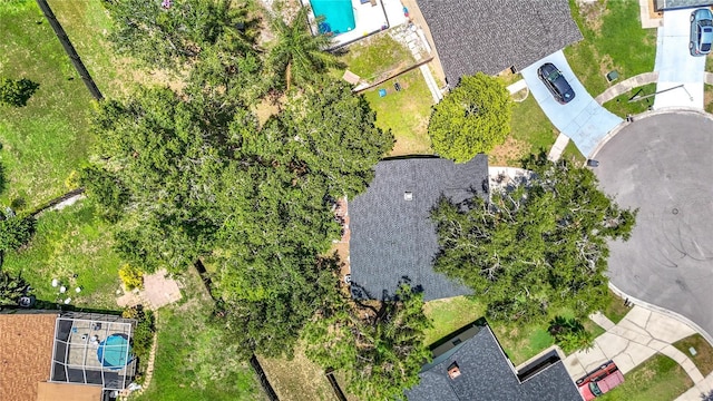 1530 High Knoll Dr, Brandon, FL 33511 - bird's eye view of a pool area