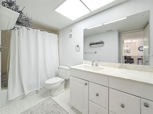 full bathroom featuring visible vents, tile patterned flooring, shower / bath combo, vanity, and toilet