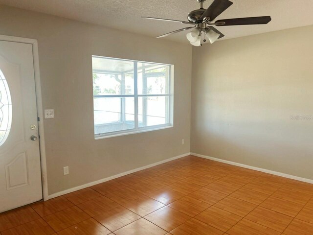 3851 72nd St N, Saint Petersburg, FL 33709 - photo 14