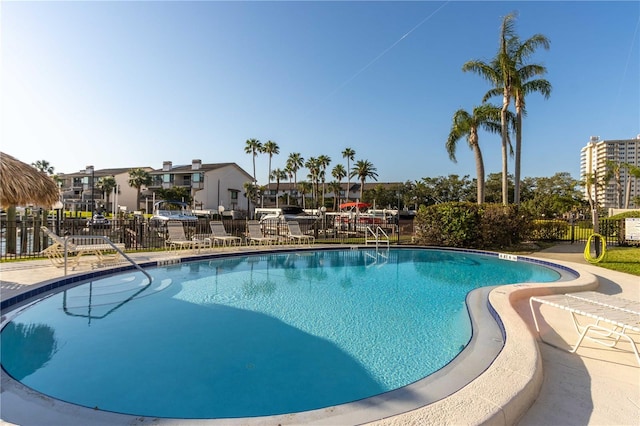 1581 Gulf Blvd Unit 301N, Clearwater Beach, FL 33767 - pool featuring fence