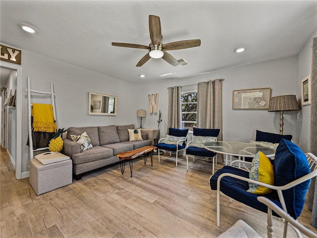 131 Oak Park Ave, Brooksville, FL 34601 - living area with visible vents, recessed lighting, light wood-style floors, and ceiling fan