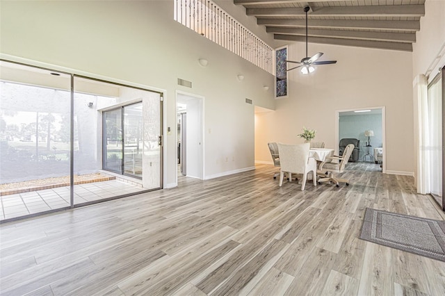 4137 Northmeadow Cir, Tampa, FL 33618 - dining room with wood finished floors, visible vents, ceiling fan, and a healthy amount of sunlight