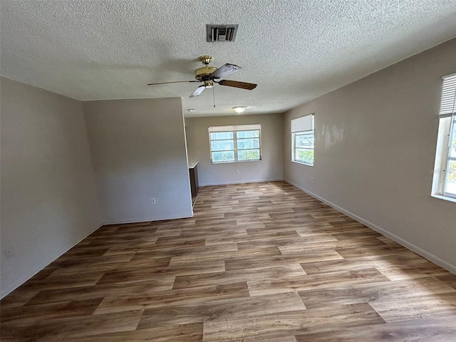 3025 54th St S, Gulfport, FL 33707 - photo 11
