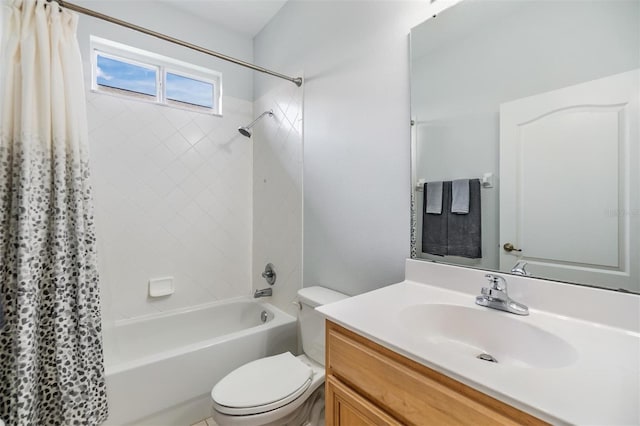 7815 Blue Spring Dr, Land O Lakes, FL 34637 - bathroom featuring toilet, vanity, and shower / tub combo with curtain