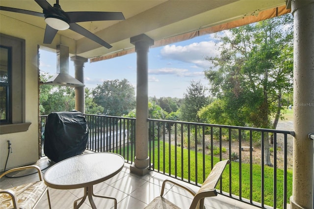 balcony with ceiling fan