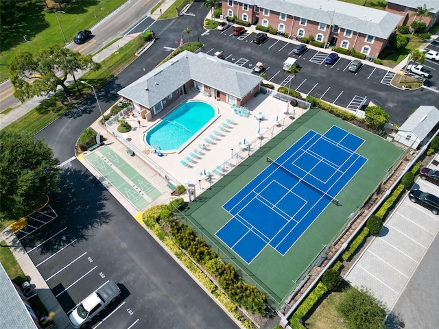 drone / aerial view of a pool area