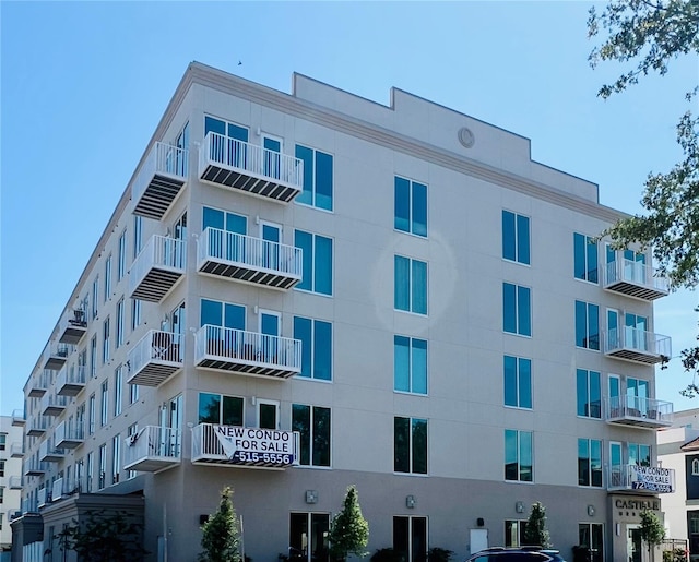 view of building exterior
