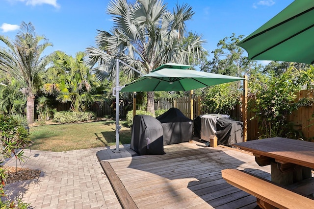 1004 Hollyberry Ct, Brandon, FL 33511 - view of deck