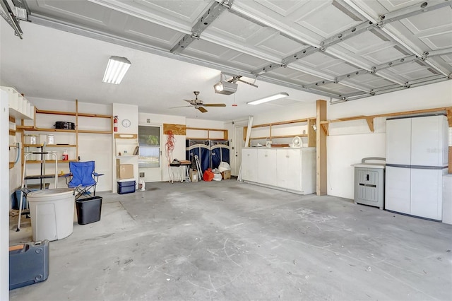 garage featuring a ceiling fan