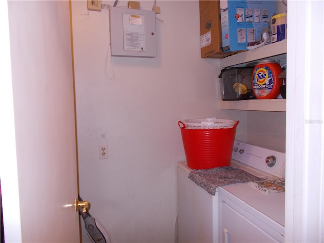laundry room featuring laundry area and independent washer and dryer