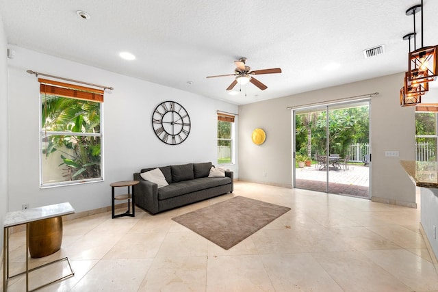 11102 Avery Oaks Dr, Tampa, FL 33625 - photo 8
