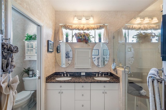 708 Sandy Hills Ave, Tarpon Springs, FL 34689 - full bath featuring double vanity and a shower stall