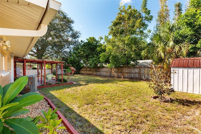 5561 24th Ter N, Saint Petersburg, FL 33710 - view of yard featuring a patio area