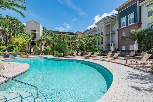 504 S Armenia Ave Unit 1338, Tampa, FL 33609 - community pool with a patio and fence