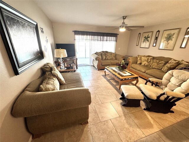 13924 Pathfinder Dr, Tampa, FL 33625 - living area with ceiling fan