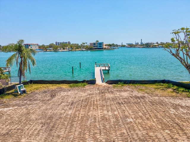 141 104th Ave, Treasure Island, FL 33706