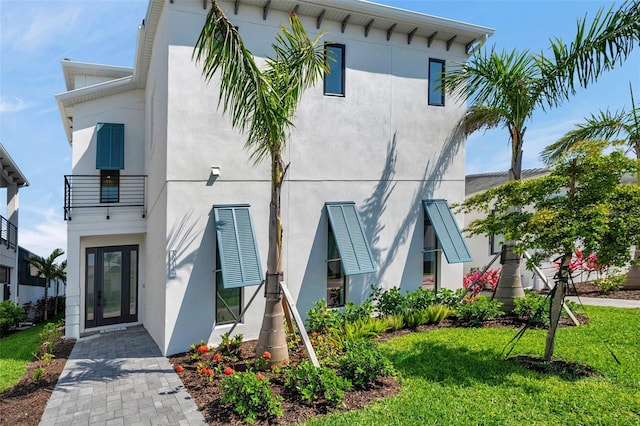 5917 Cat Claw Ln, Bradenton, FL 34210 - view of front of home featuring stucco siding
