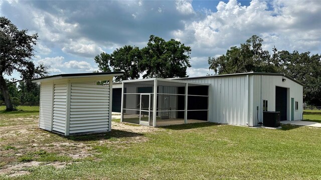 10101 Bryant Rd, Lithia, FL 33547 - view of outdoor structure