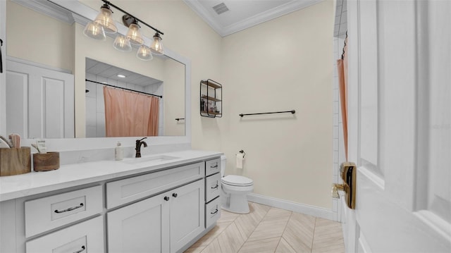 10101 Bryant Rd, Lithia, FL 33547 - full bath featuring crown molding, vanity, and a shower with curtain
