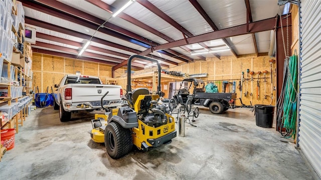 10101 Bryant Rd, Lithia, FL 33547 - garage with a workshop area