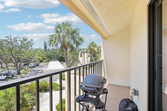 7540 Sunshine Skyway Ln S Unit 217, Saint Petersburg, FL 33711 - balcony featuring a grill