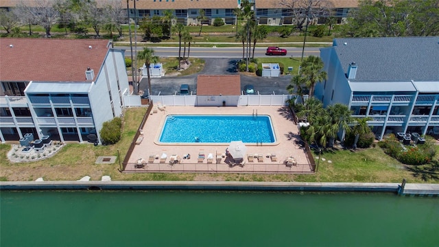 drone / aerial view of a pool area
