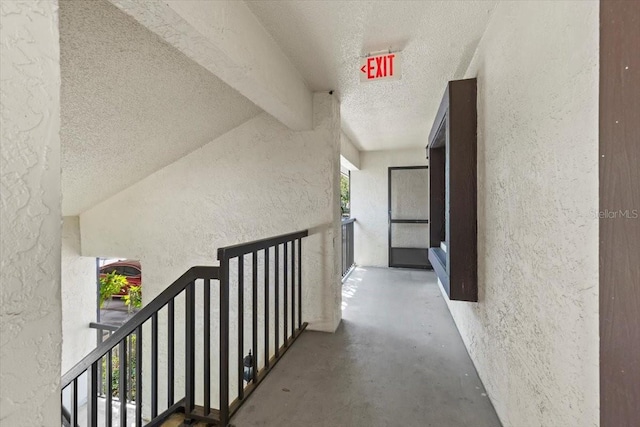 3600 Magnolia Ridge Cir Unit 1221-G, Palm Harbor, FL 34684 - view of hall
