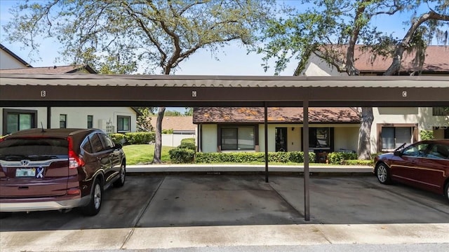 3600 Magnolia Ridge Cir Unit 1221-G, Palm Harbor, FL 34684 - view of covered parking lot