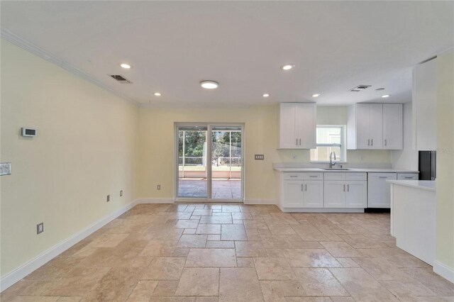 8702 Driftwood Dr, Tampa, FL 33615 - photo 12