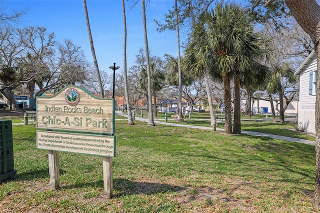 399 2nd St Unit 313, Indian Rocks Beach, FL 33785 - view of home's community featuring a yard