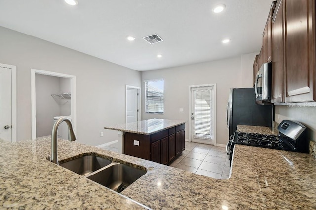 4183 Ballantrae Blvd, Land O Lakes, FL 34638 - photo 7
