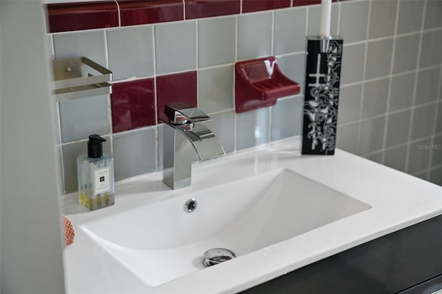 room details with vanity