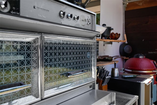 details with stove