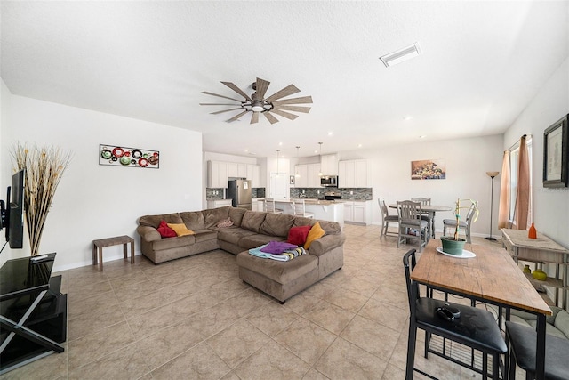 18161 Hunters Meadow Walk, Land O Lakes, FL 34638 - photo 9