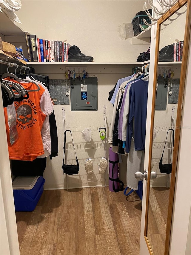 8320 112th St Unit 206, Seminole, FL 33772 - walk in closet featuring wood finished floors