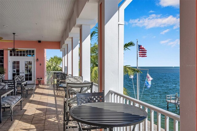 5102 Coquina Key Dr SE Unit D, Saint Petersburg, FL 33705 - photo 32
