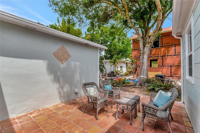 1419 55th St S, Gulfport, FL 33707 - view of patio