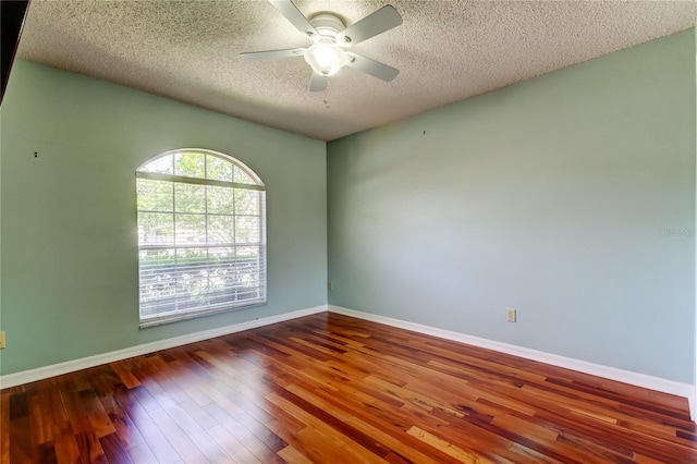 2547 Stony Brook Ln, Clearwater, FL 33761 - photo 66