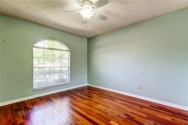 2547 Stony Brook Ln, Clearwater, FL 33761 - photo 68