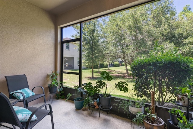 6225 Scarlet Darter Way, Tampa, FL 33625 - view of sunroom / solarium