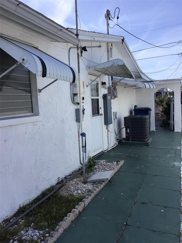 3850 Sablewood Dr, Holiday, FL 34691 - photo 31