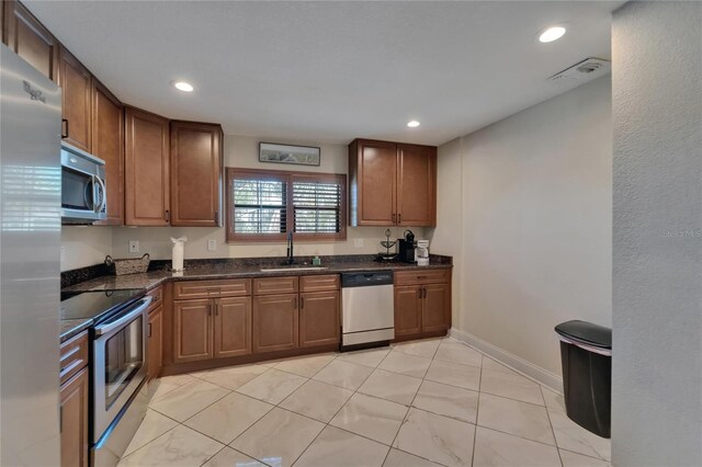 9118 Brunswick Ln, Tampa, FL 33615 - photo 10