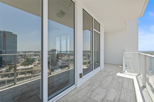 175 1st St S Unit 2603, Saint Petersburg, FL 33701 - balcony with a city view