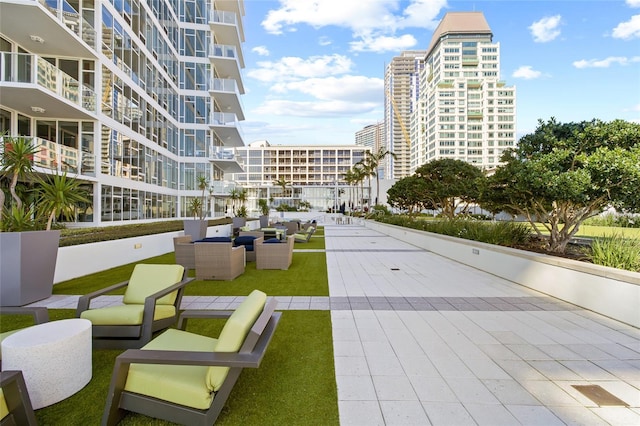 175 1st St S Unit 2603, Saint Petersburg, FL 33701 - view of community