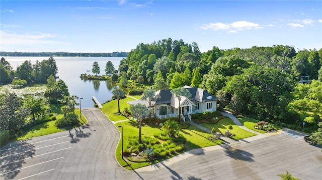 bird's eye view featuring a water view
