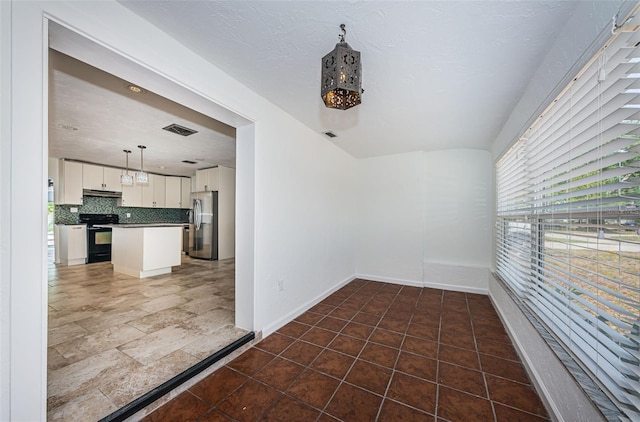 8054 38th Ave N, Saint Petersburg, FL 33710 - photo 19
