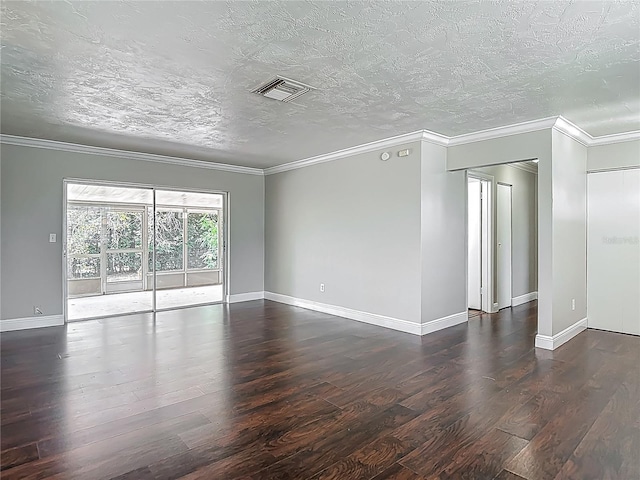 7280 Tarrytown Dr, Spring Hill, FL 34606 - unfurnished room with a textured ceiling, wood finished floors, visible vents, and baseboards