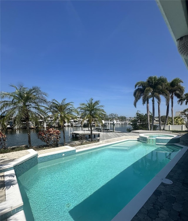 1311 Sea Gull Dr S, Saint Petersburg, FL 33707 - photo 4