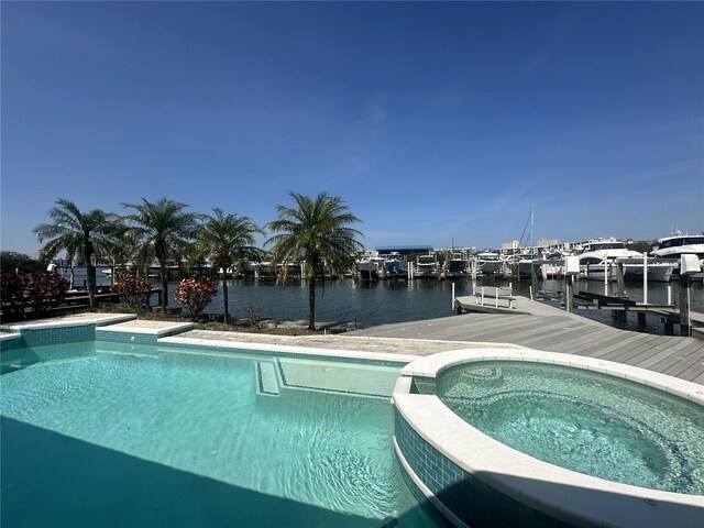 1311 Sea Gull Dr S, Saint Petersburg, FL 33707 - photo 12